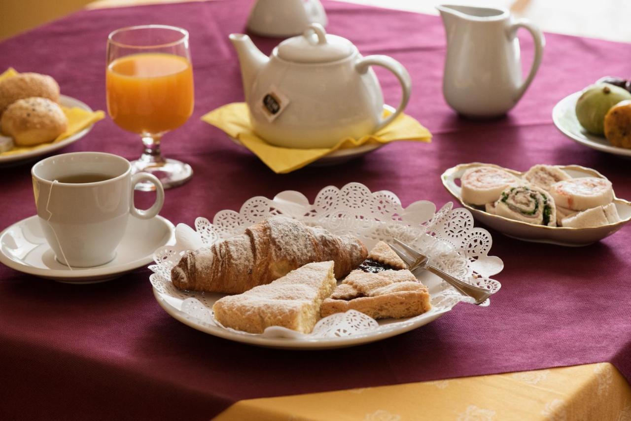 カストリニャーノ・デル・カーポ ラ キオッチョオラ Bed & Breakfast エクステリア 写真
